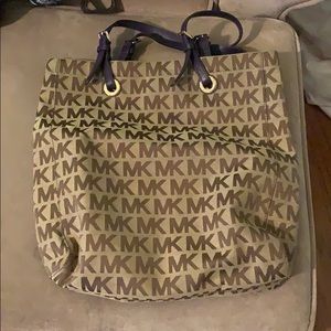 Like new Michael kors handbag